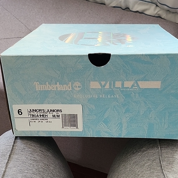 Timberland Villa Exclusive Release Box - Light Blue - Picture 1 of 4